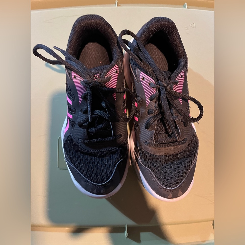 Girls ASICS Gym Shoes - Size 1